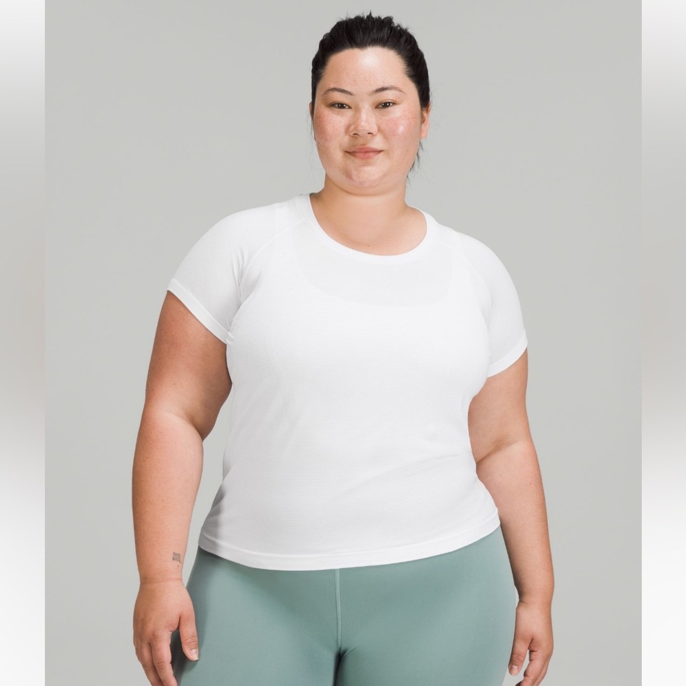 NEVER WORN Swiftly Tech SS 2.0 *Race length